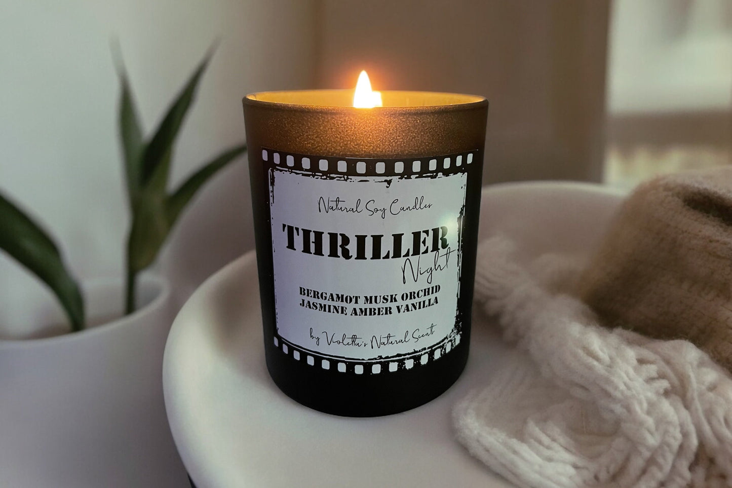 Soy Wax Scented Candles, Bergamot-Vanilla-Amber , Home Fragrance, 35h burning, Movie Night, Soy Candles, Black matt candle